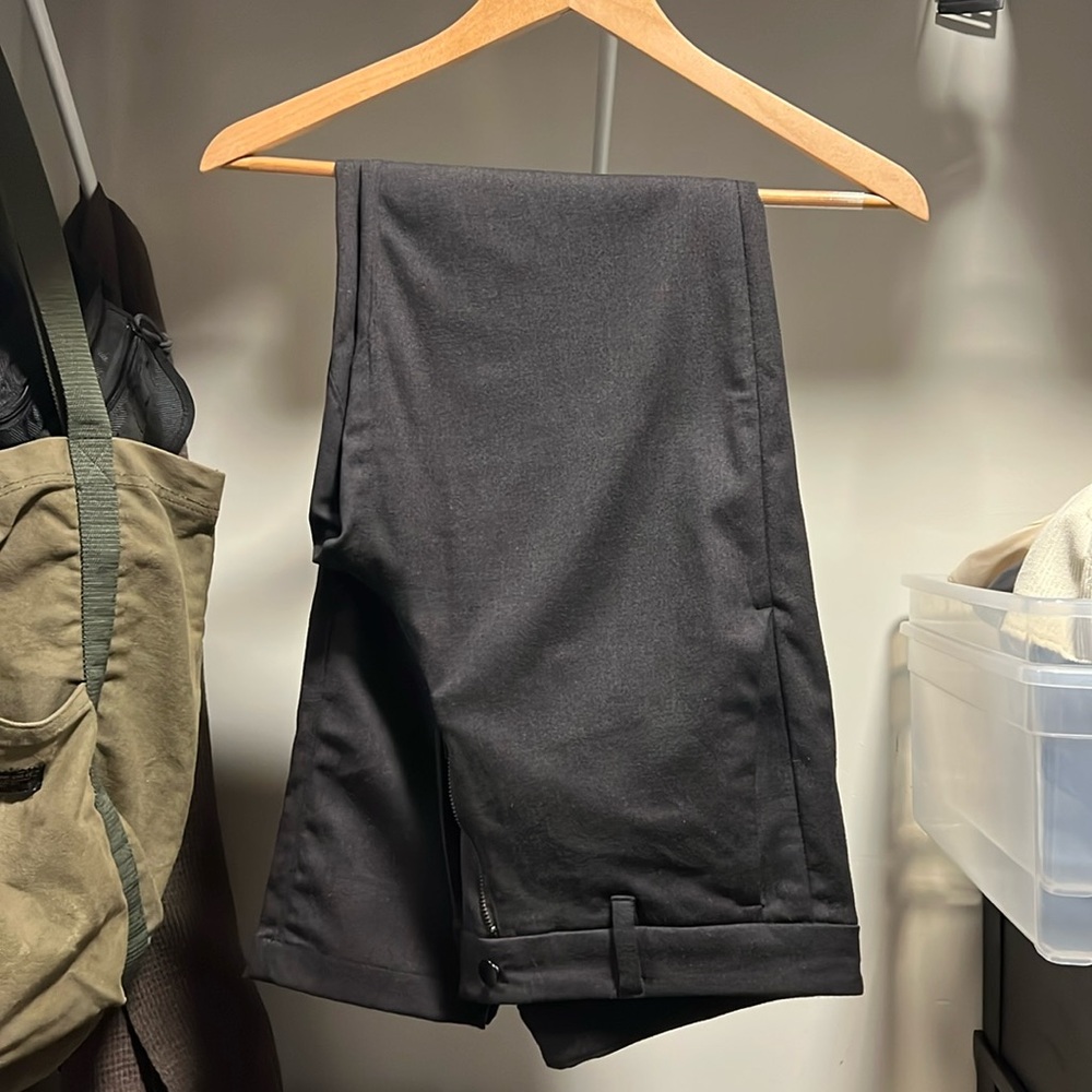 Lululemon commission slim 31 x 34 length Wool Trousers (Fits like 32 in Waist)
